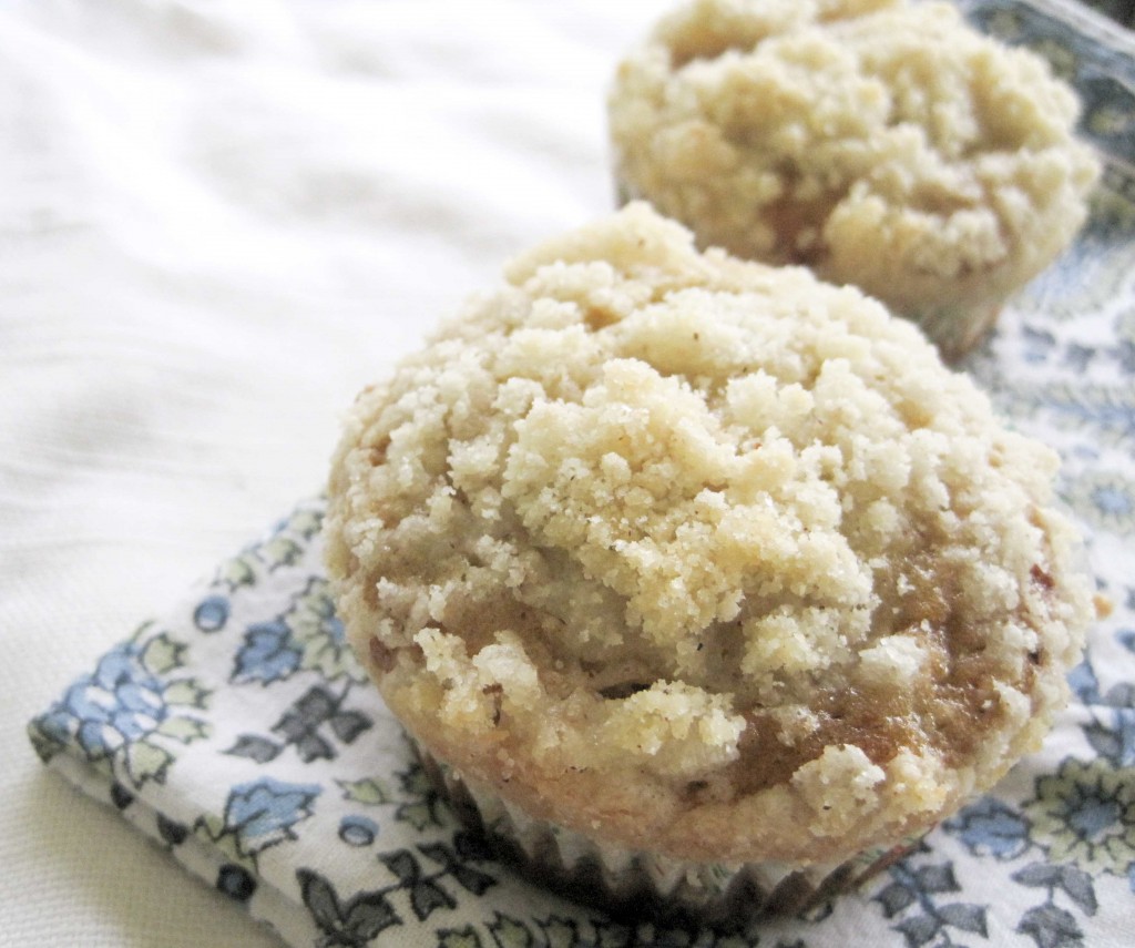 Muffin Monday: Banana Streusel Muffins | Baker Street