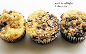 Marble Streusel Muffins