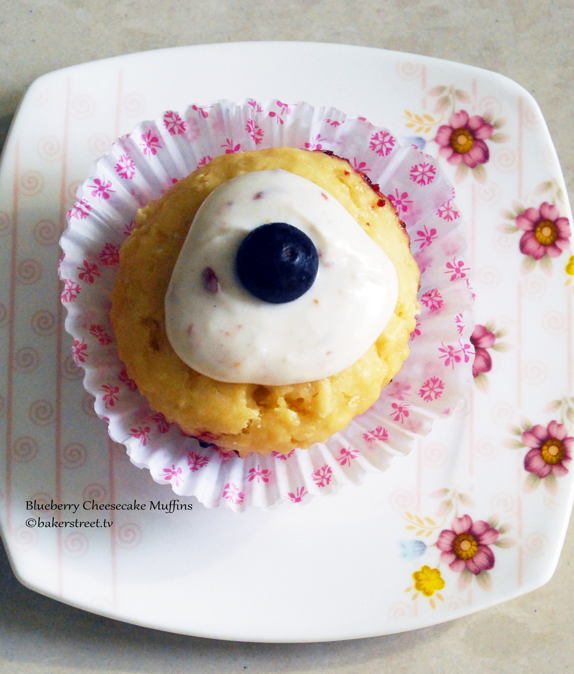 Blueberry Cheesecake Muffins1