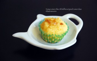 Honey Lemon Olive Oil Muffins | March 18, 2012