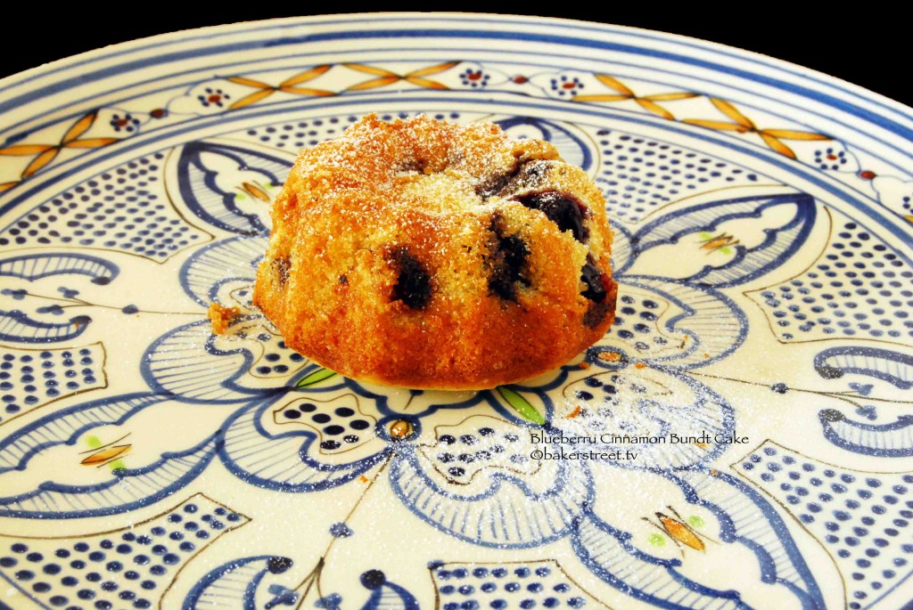 https://bakerstreet.tv/wp-content/uploads/2012/11/Blueberry-Cinnamon-Bundt-Cake1-1024x685.jpg