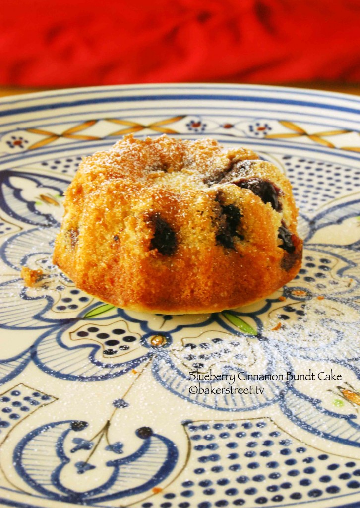 https://bakerstreet.tv/wp-content/uploads/2012/11/Blueberry-Cinnamon-Bundt-Cake5-726x1024.jpg