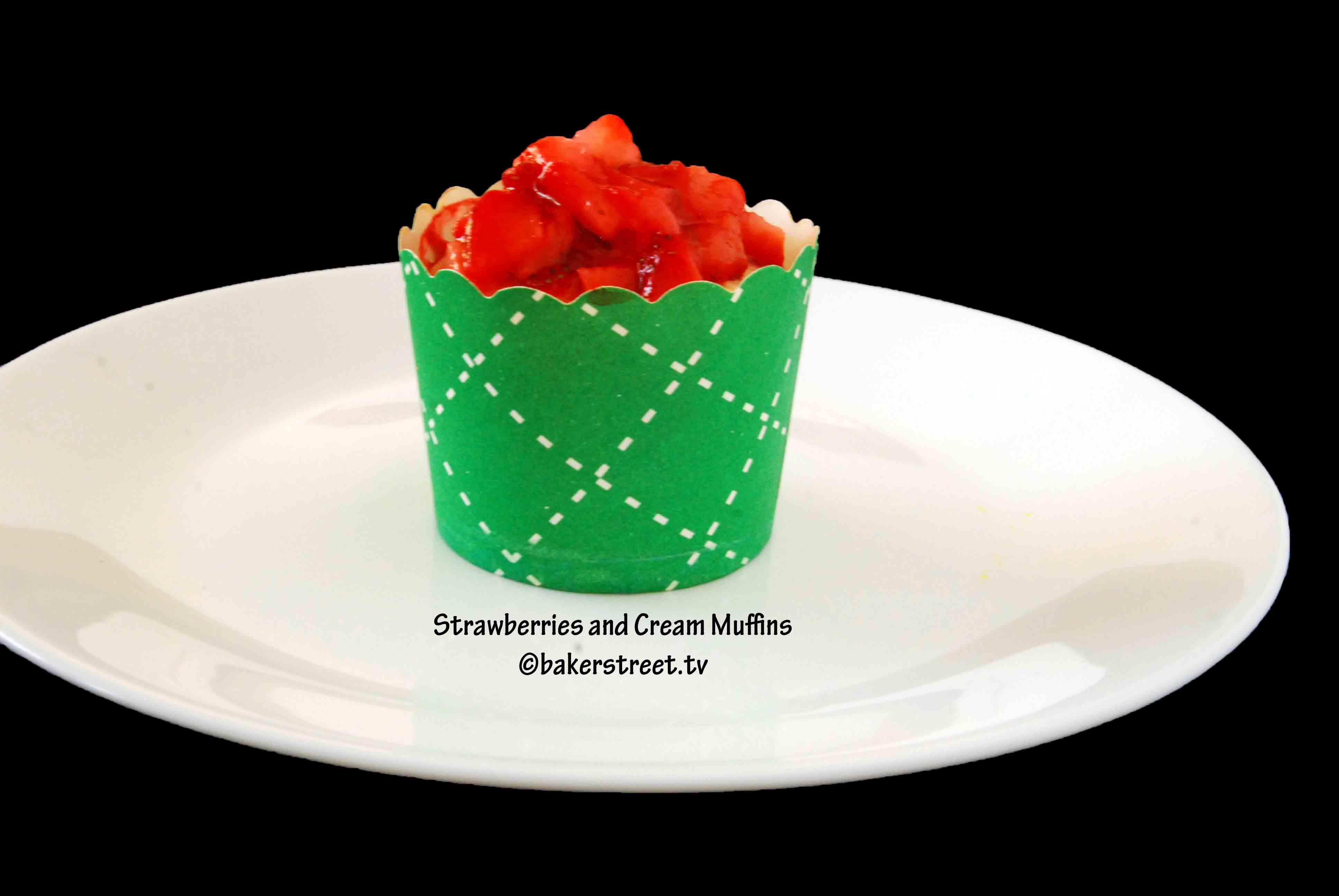 Strawberry and Cream Muffins | Dec 18, 2012
